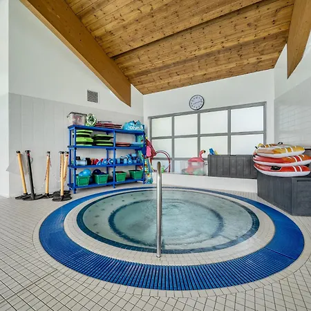 Jubilee First-floor Single Bedroom * 펜리스